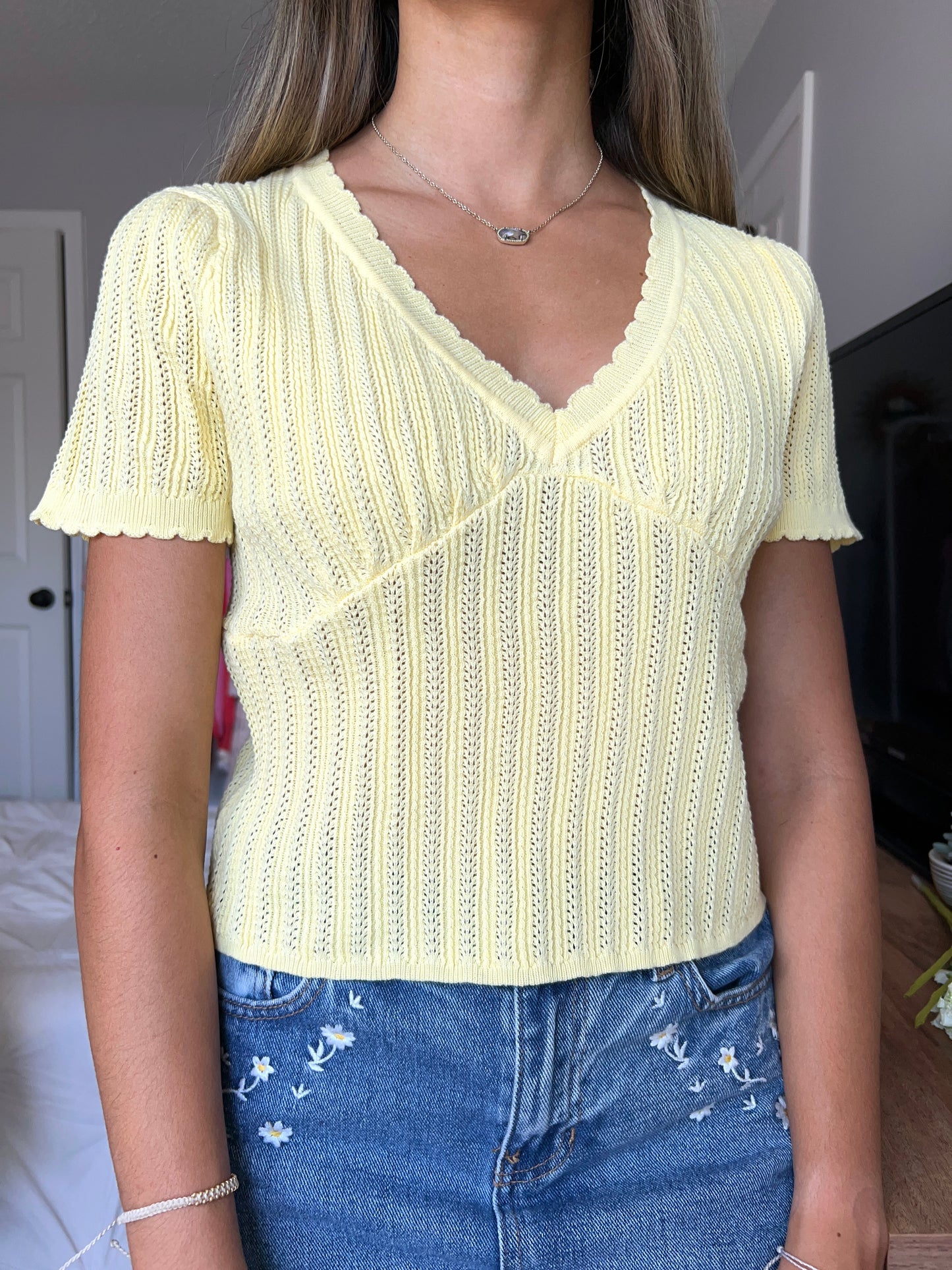 Ribbed Knit V Neck Lettuce Trim Top - Yellow *2 LEFT*