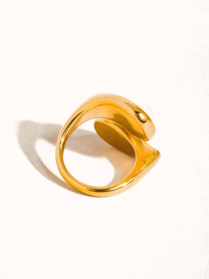 Non-Tarnish Pearl Wavy Ring